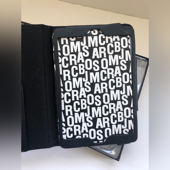 Marc Jacobs iPad mini cover (NIB) - Picture 4 of 6